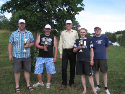 Die Sieger mit Sportwart Reinhard Wenig