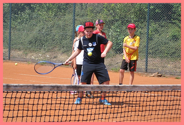 Beim Schnuppertennis