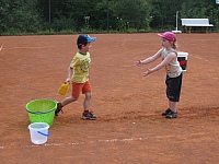 Spass auf dem Tennisplatz